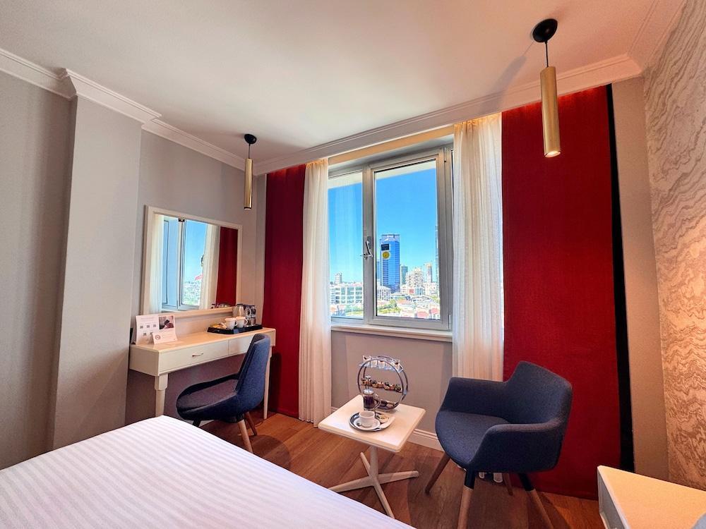 Dedeman Istanbul Room Type - Superior Twin Room (Spa Access Included)