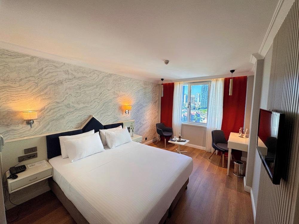 Dedeman Istanbul Room Type - Superior Double Room (Spa Access Included)
