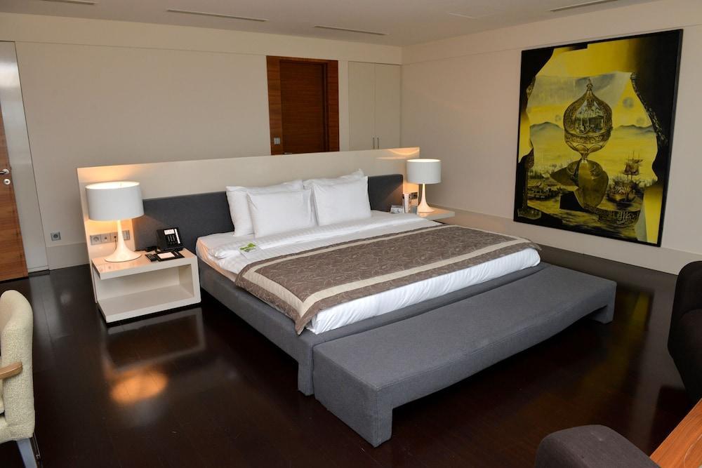 Dedeman Istanbul Room Type - Presidential Suite (Spa Access Included) Dedeman Istanbul Room Type - Presidential Suite (Spa Access Included)