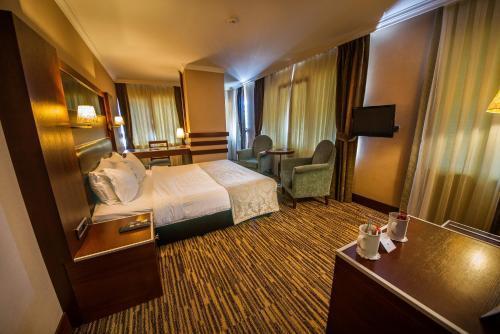 Dream Hill Business Deluxe Hotel Asia Room Type - Deluxe Double Room