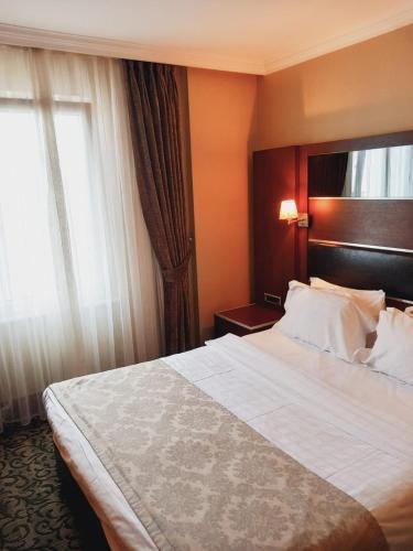 Dream Hill Business Deluxe Hotel Asia Room Type - Economy Double Room