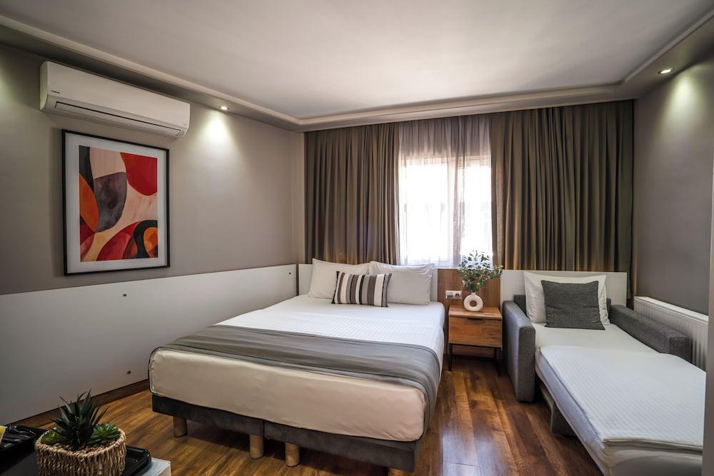 My Dora Hotel Room Type - Family Triple Room, 1 Bedroom