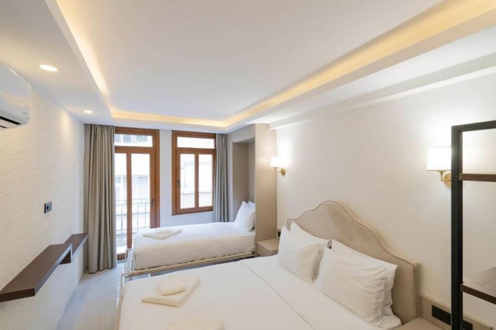 Arach Hotel Harbiye - Tap to explore photos