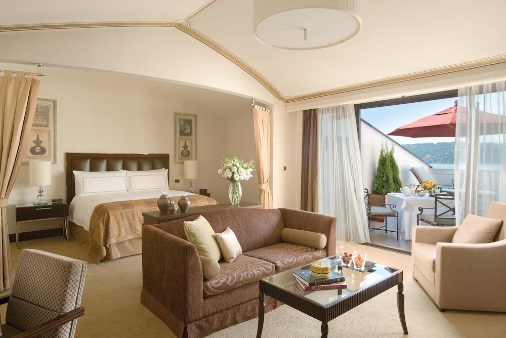 Four Seasons Hotel Istanbul at the Bosphorus Room Type - (LX1K) PALACE ROOF STE KING