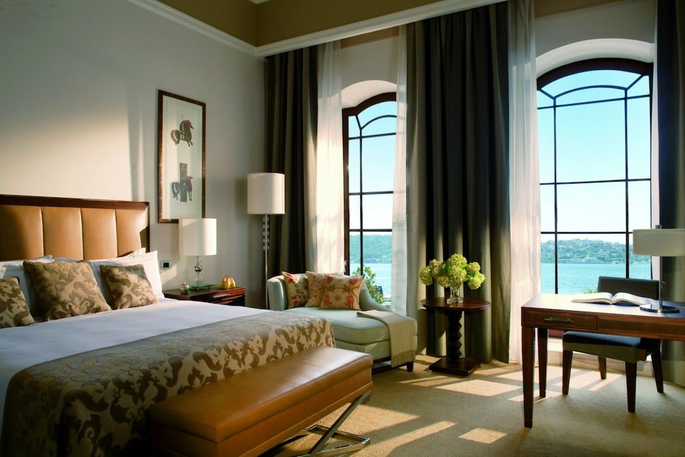 Four Seasons Hotel Istanbul at the Bosphorus Room Type - (VK) PALACE BOSPHORUS RM KING