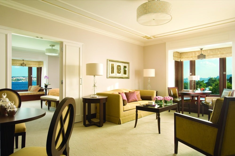 Four Seasons Hotel Istanbul at the Bosphorus Room Type - (S1BK) 1 BEDRM BOSPHORUS SUITE KING Four Seasons Hotel Istanbul at the Bosphorus Room Type - (S1BK) 1 BEDRM BOSPHORUS SUITE KING