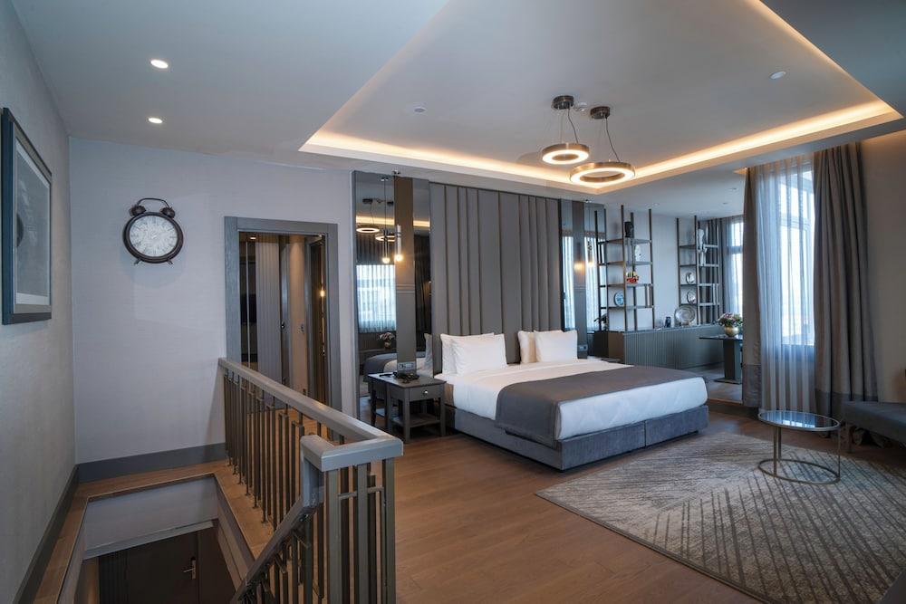 Arts Hotel Taksim Room Type - Loft Suite Room