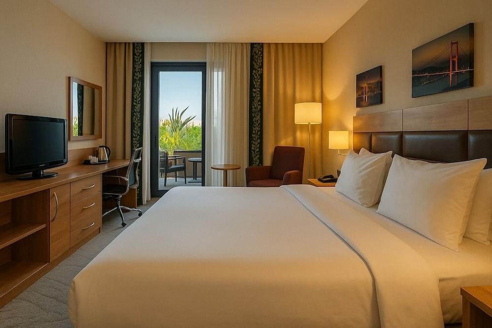 Dosso Dossi Hotels & SPA Golden Horn Room Type - King Room with Sea View Terrace Dosso Dossi Hotels & SPA Golden Horn Room Type - King Room with Sea View Terrace