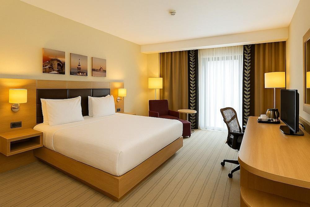 Dosso Dossi Hotels & SPA Golden Horn Room Type - King Room City View