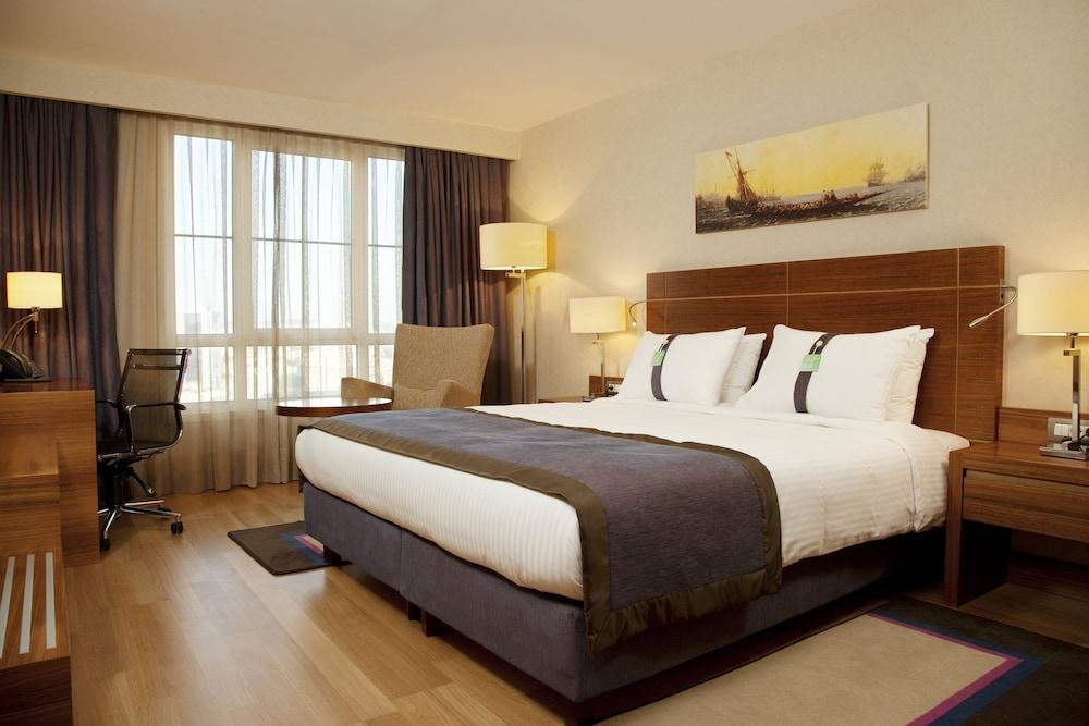 Holiday Inn Sisli Room Type - 1 King Bed Standard Non-smoking