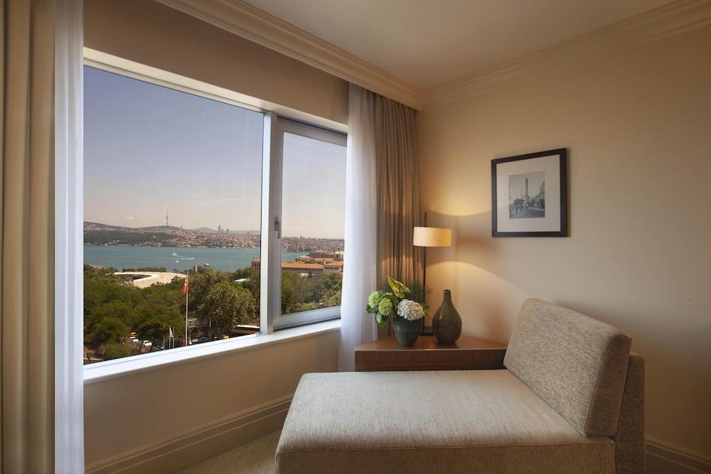 Grand Hyatt Istanbul Room Type - Room, 1 King Bed (Bosphorus View, Club Access) Grand Hyatt Istanbul Room Type - Room, 1 King Bed (Bosphorus View, Club Access)