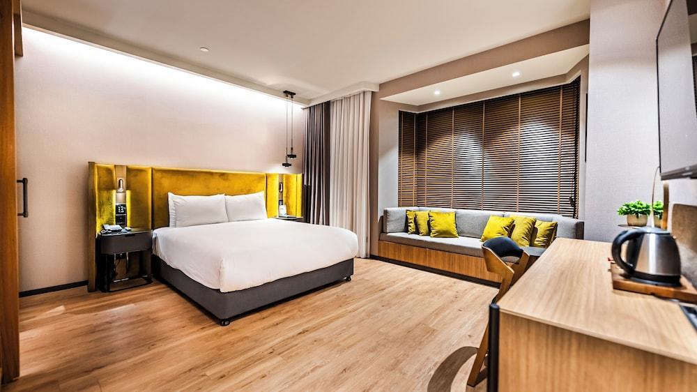 Lamartine Hotel Room Type - Superior Double Room