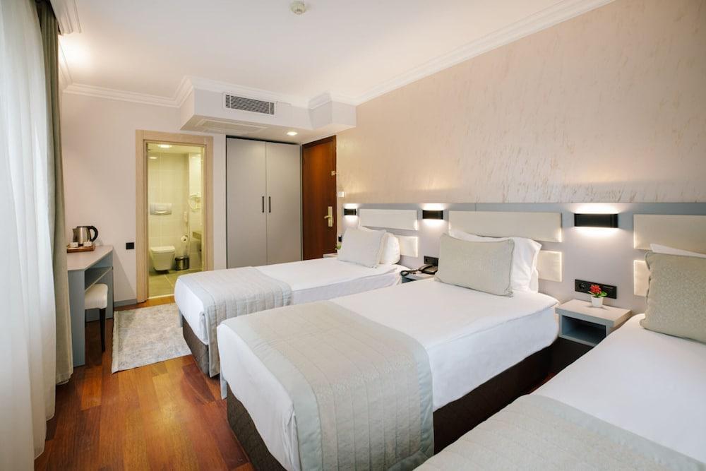 Marble Hotel Room Type - Standard Triple Room
