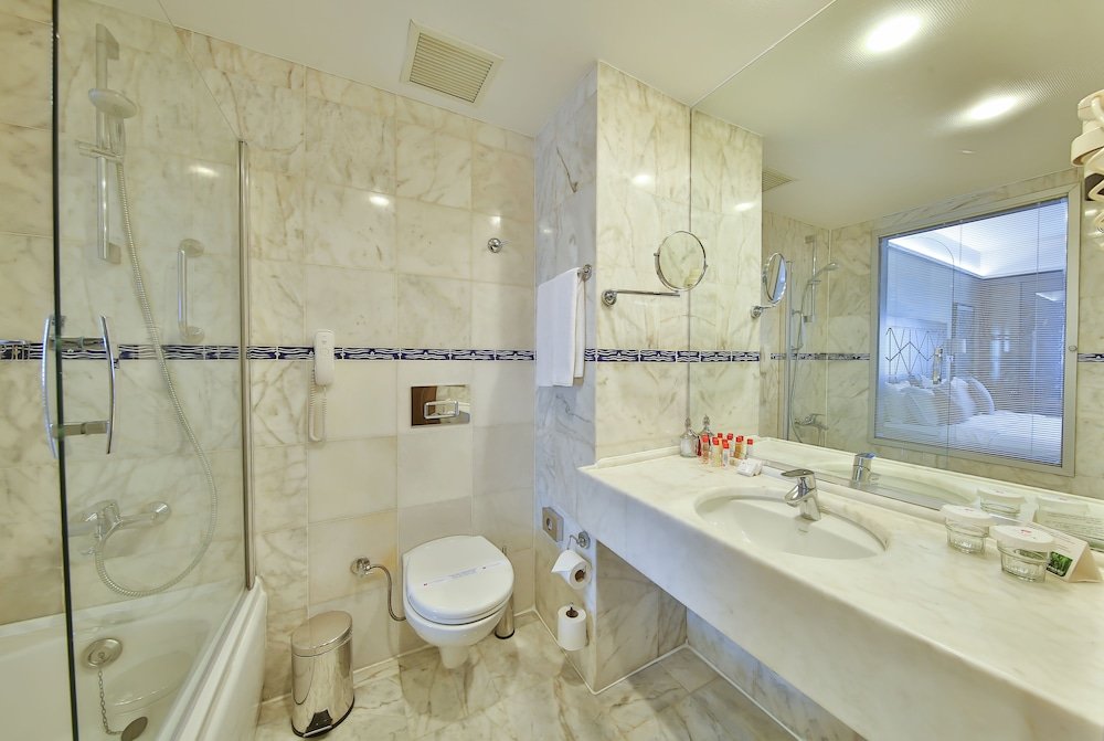 Ramada By Wyndham Istanbul Taksim Istanbul 8 1 8 7 Hotel Price Address Reviews