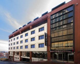 Taksim Metropark Hotel - Tap to explore photos