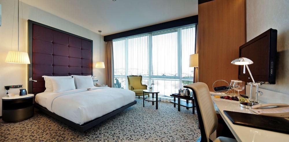 DoubleTree by Hilton Istanbul - Moda Room Type - Room, 1 King Bed