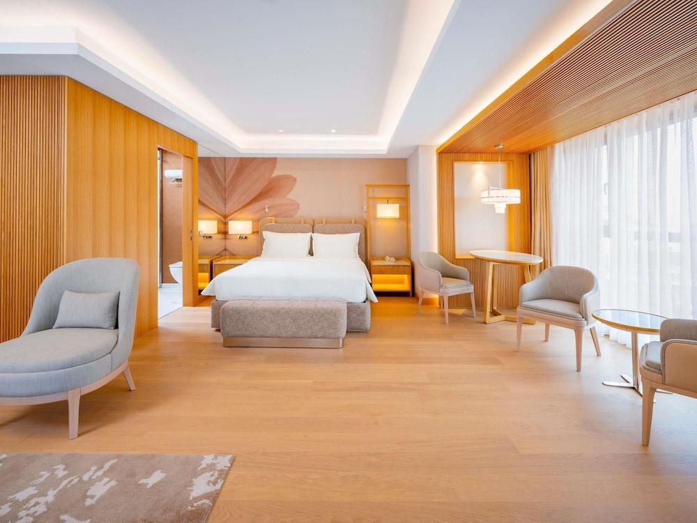 Mercure Istanbul The Plaza Bosphorus Room Type - Superior Suite, 1 Twin Bed