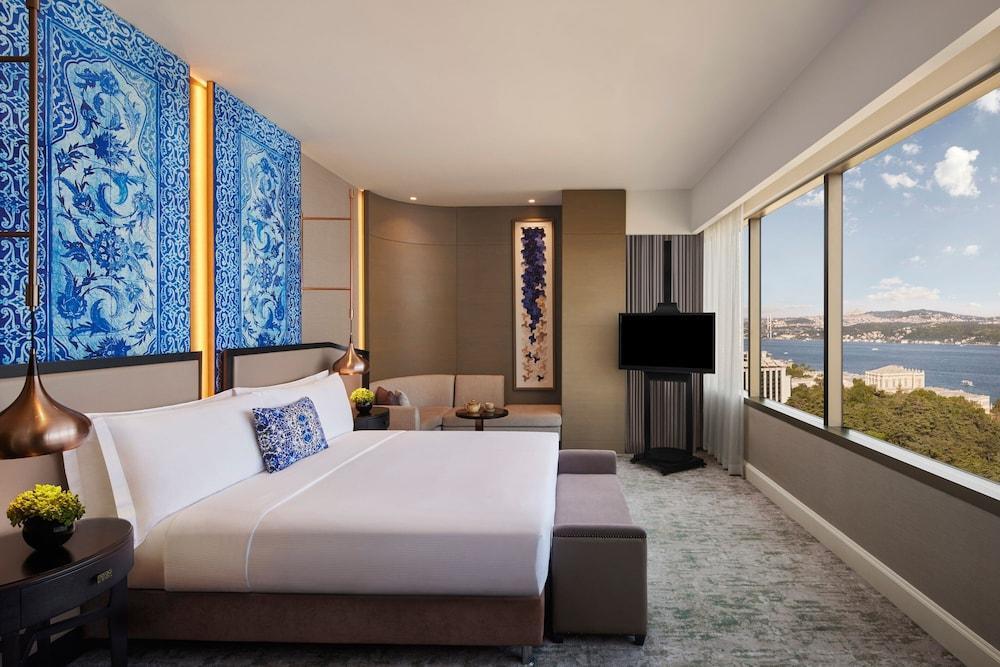 The Ritz-Carlton, Istanbul Room Type - Room, 1 King Bed, Smoking (View)