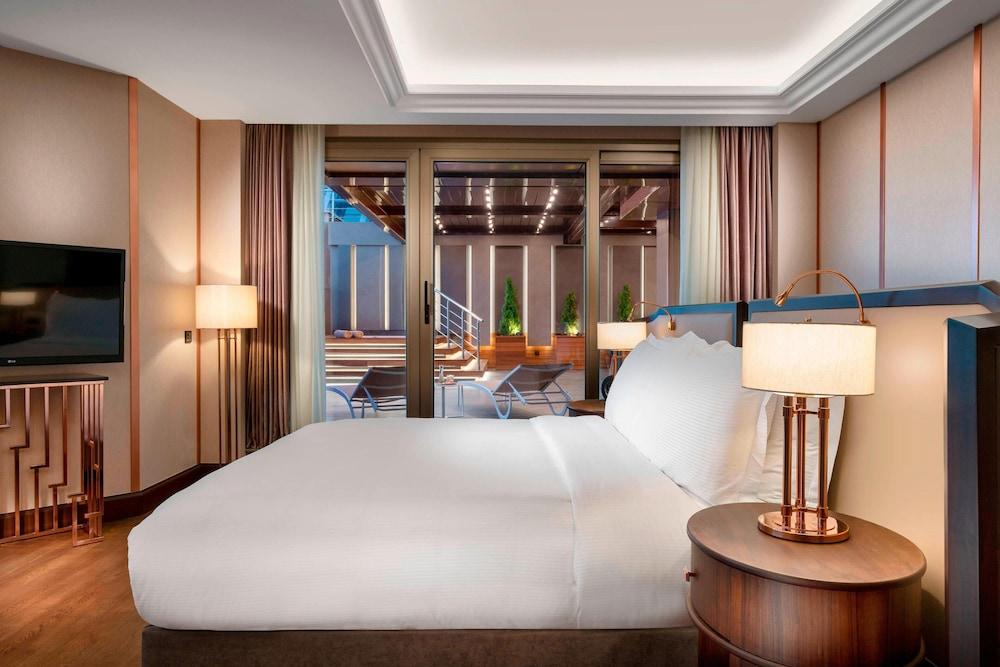 The Ritz-Carlton, Istanbul Room Type - Presidential Suite, 1 King Bed with Sofa bed, Smoking