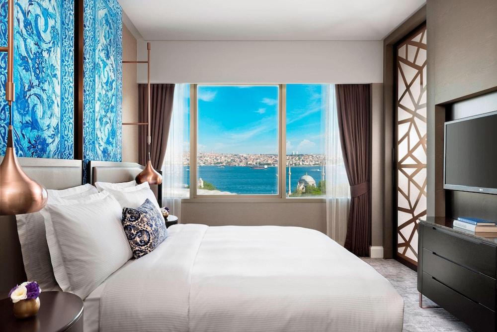 The Ritz-Carlton, Istanbul Room Type - Club Suite, 1 Bedroom, Smoking
