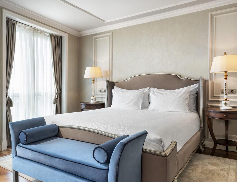 Rixos Pera Istanbul Room Type - Deluxe Room, 1 Double Bed (Pera View)