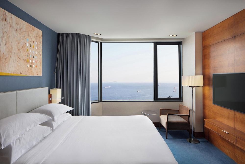 Sheraton Istanbul Atakoy Hotel Room Type - Club Suite