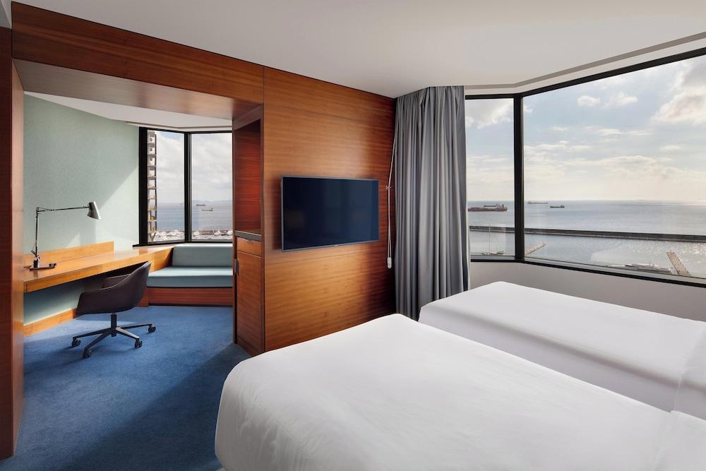 Sheraton Istanbul Atakoy Hotel Room Type - Superior Room, 2 Twin Beds, Sea View