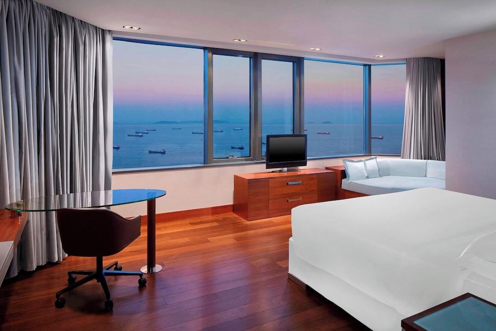 Sheraton Istanbul Atakoy Hotel Room Type - Club king / Executive Premium