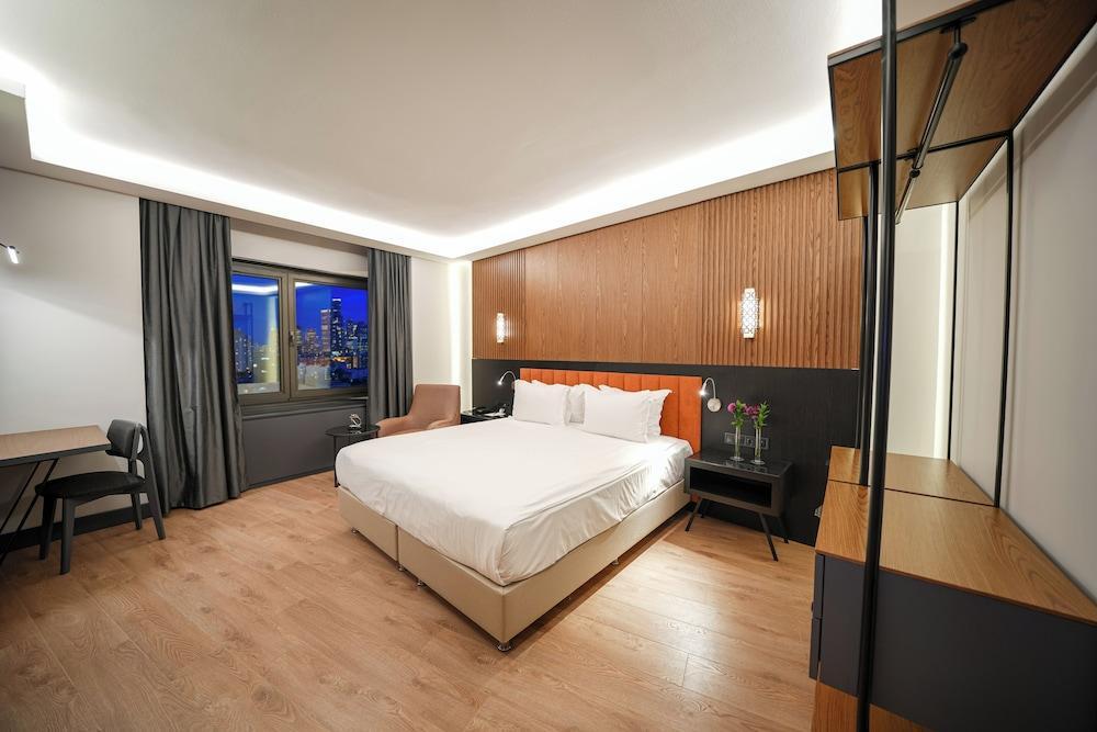 Surmeli Istanbul Hotel Room Type - Deluxe Double or Twin Room Surmeli Istanbul Hotel Room Type - Deluxe Double or Twin Room