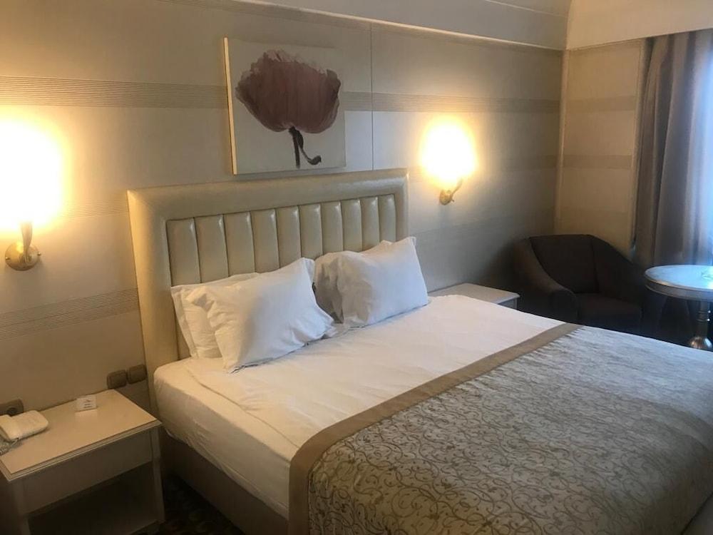 Surmeli Istanbul Hotel Room Type - Family Suite