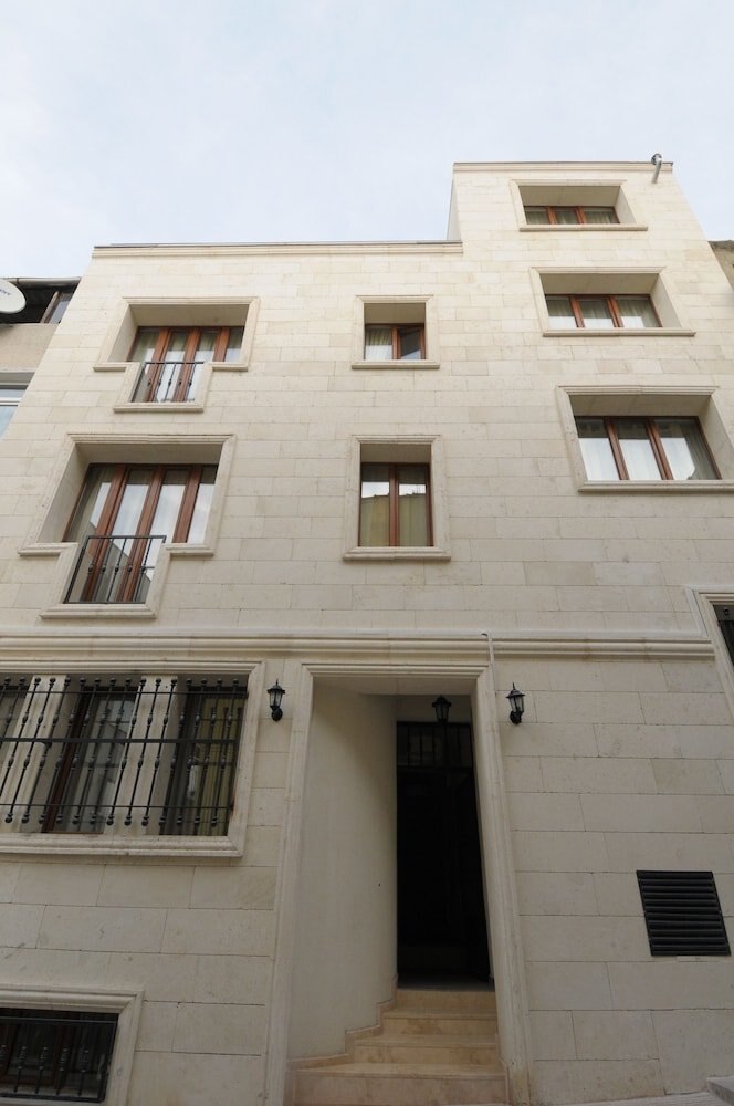 ثري أبلز ريزيدينس