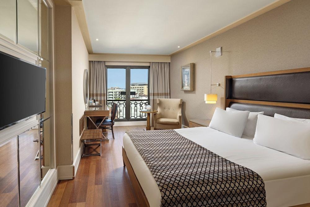 Titanic City Taksim Room Type - Superior Room
