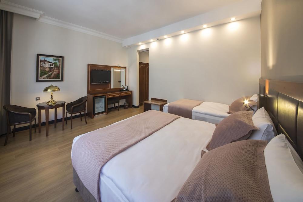 Vardar Palace Hotel - Special Class Room Type - Superior Triple Room