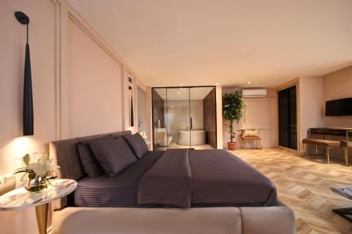 Concept Nisantasi Hotels & Spa Room Type - Terrace Suite with Balcony and Spa Bath Concept Nisantasi Hotels & Spa Room Type - Terrace Suite with Balcony and Spa Bath