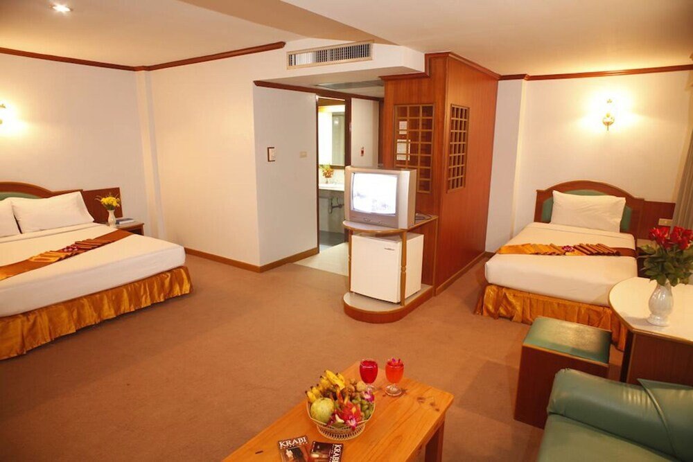 Boonsiam Hotel - Tap to explore photos