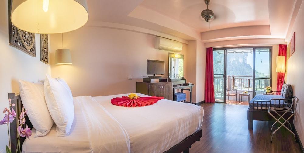 Krabi Chada Resort Room Type - Deluxe Sea View Room
