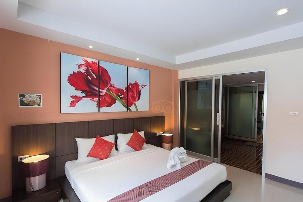 The Haleeva Aonang Room Type - Deluxe Family Room with Jacuzzi The Haleeva Aonang Room Type - Deluxe Family Room with Jacuzzi
