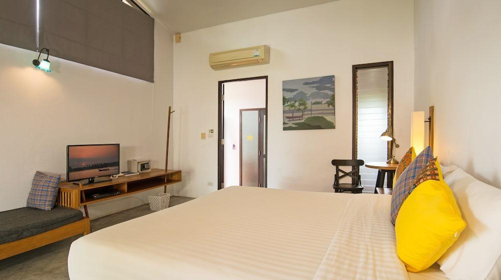 Islanda Hideaway Resort Room Type - Ocean Breeze Bungalow Islanda Hideaway Resort Room Type - Ocean Breeze Bungalow