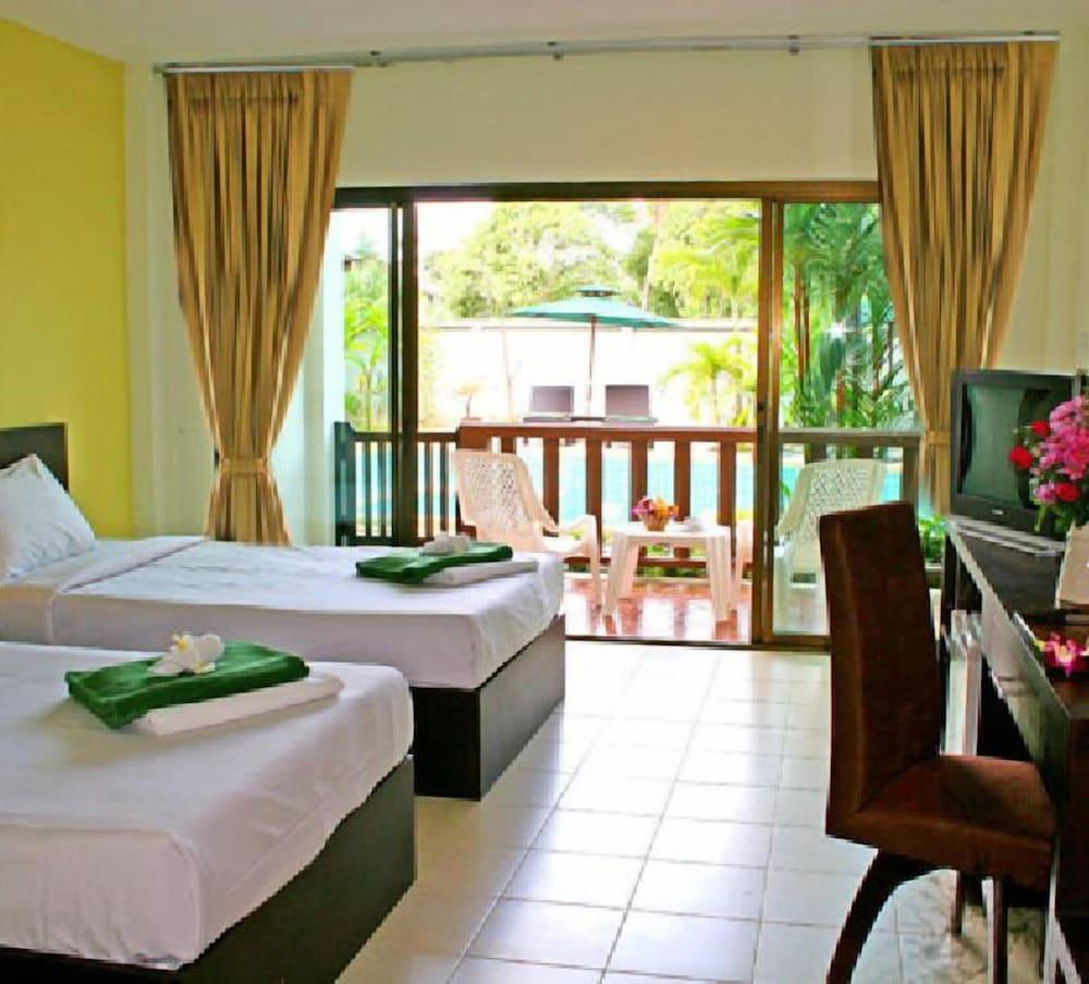 Krabi Cozy Place Hotel Room Type - Deluxe Room (Pool Side)