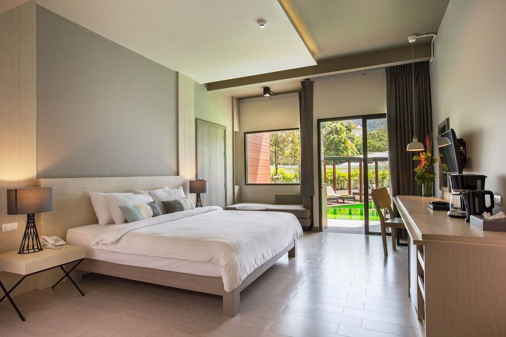 Krabi La Playa Resort Room Type - Premier Room, Pool Access