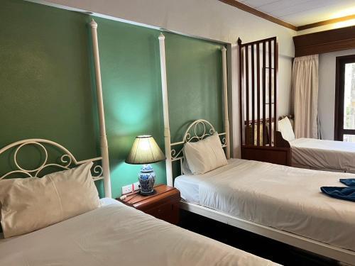 MW krabi Beach Resort - Tap to explore photos