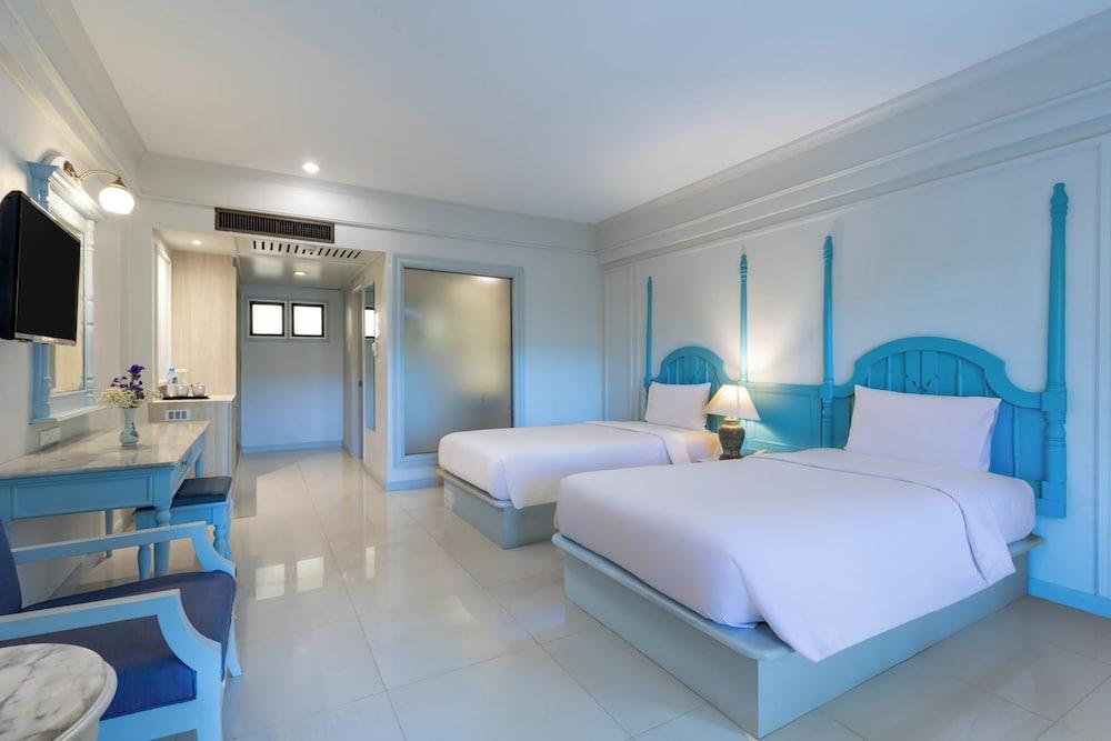 Krabi Tipa Resort Room Type - Deluxe Room