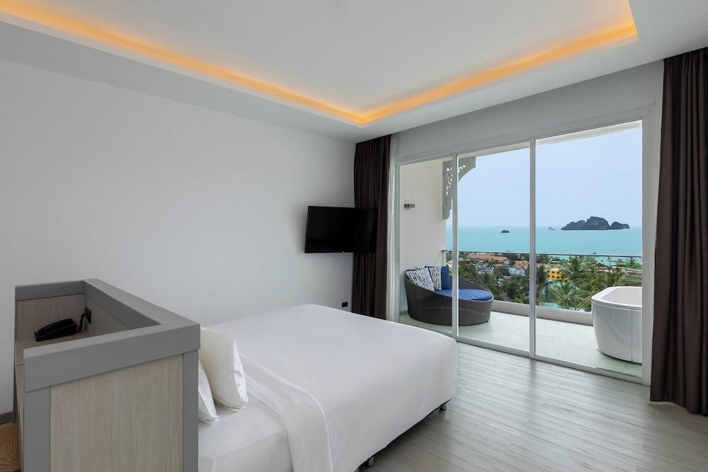 Krabi Tipa Resort Room Type - Executive Ocean Jacuzzi Room Krabi Tipa Resort Room Type - Executive Ocean Jacuzzi Room