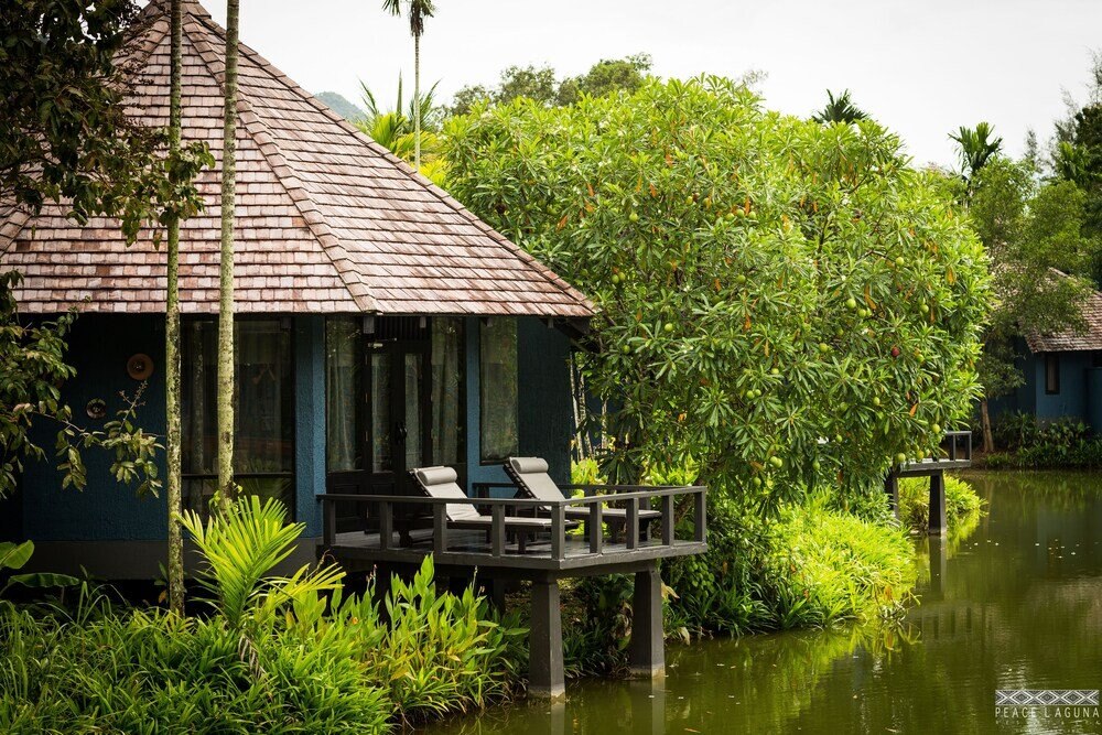 Peace Laguna Resort and Spa Room Type - Private Cottage - Jacuzzi