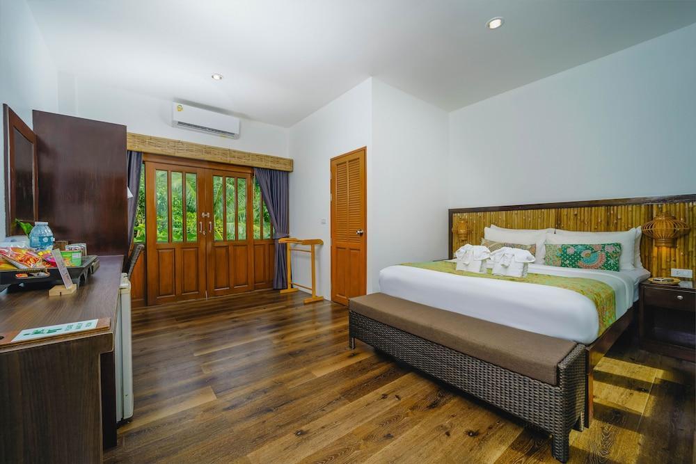 Railay Phutawan Resort Room Type - Deluxe Double Room with balcony Railay Phutawan Resort Room Type - Deluxe Double Room with balcony