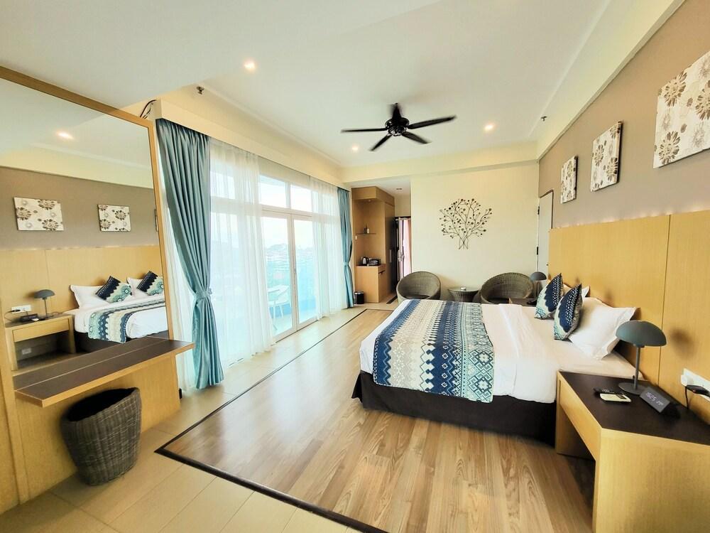 Langkawi Seaview Hotel Room Type - Premier Deluxe Room - Sea View or Mountain View Langkawi Seaview Hotel Room Type - Premier Deluxe Room - Sea View or Mountain View