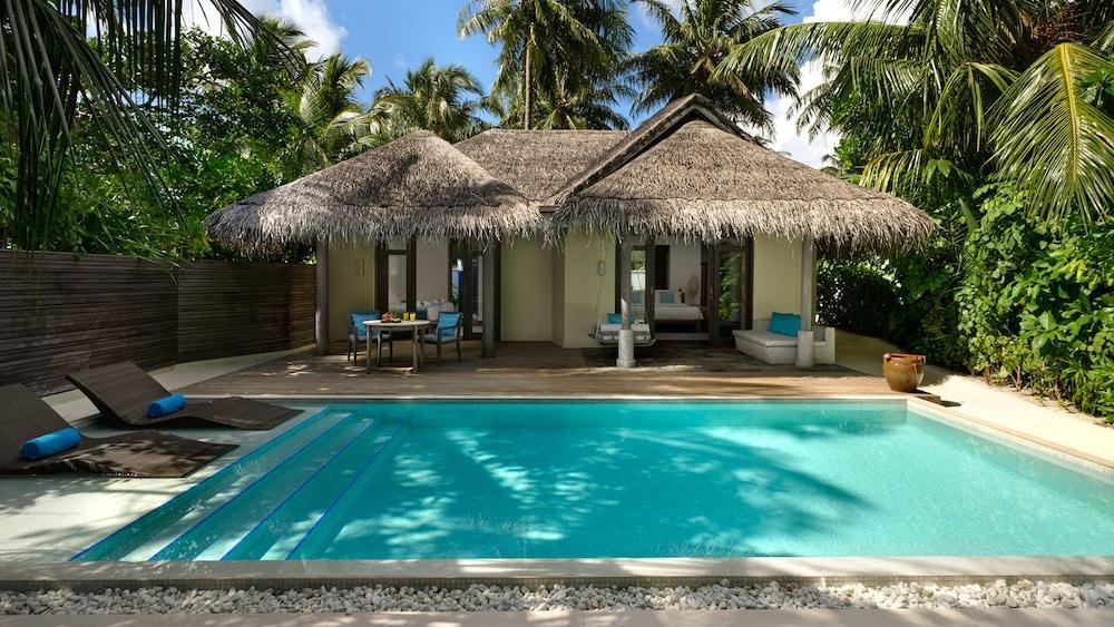 Anantara Dhigu Resort  Room Type - Two Bedroom Family Beach Pool Villa