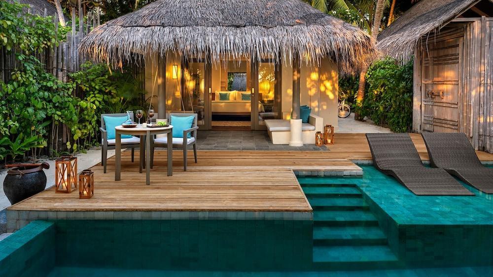 Anantara Dhigu Resort  Room Type - Two Bedroom Anantara Beach Pool Villa