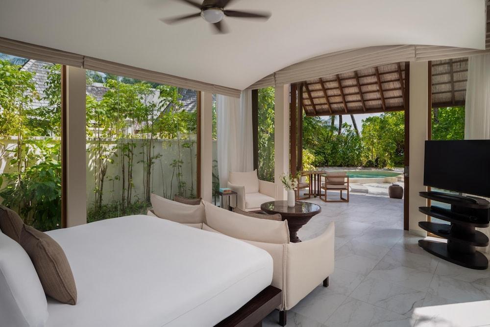 Conrad Maldives Rangali Island - Tap to explore photos
