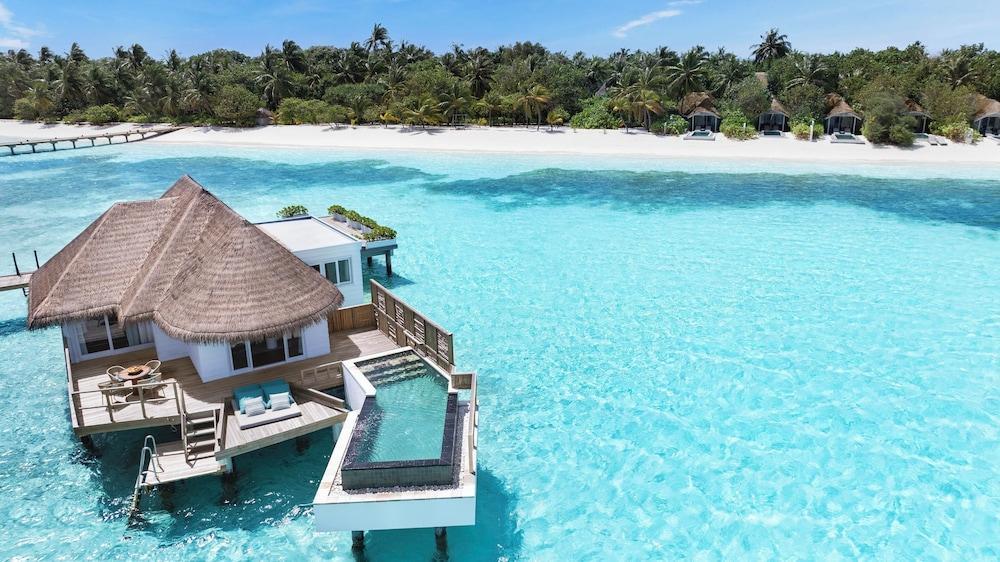 Six Senses Kanuhura Room Type - Family Water Villa with Pool